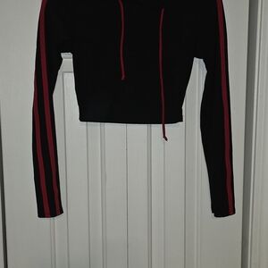 Fashion Nova Black and Red Cropped Hoodie Long Sleeve
